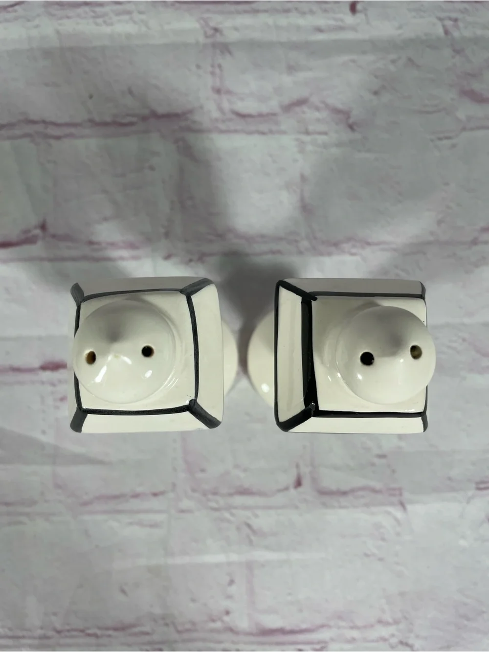 Vintage Nanco Lobster Ceramic Street Light Lantern Salt and Pepper Shaker Pair